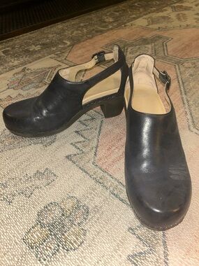 Dansko Black Leather Slingback Clog Heels Size 41